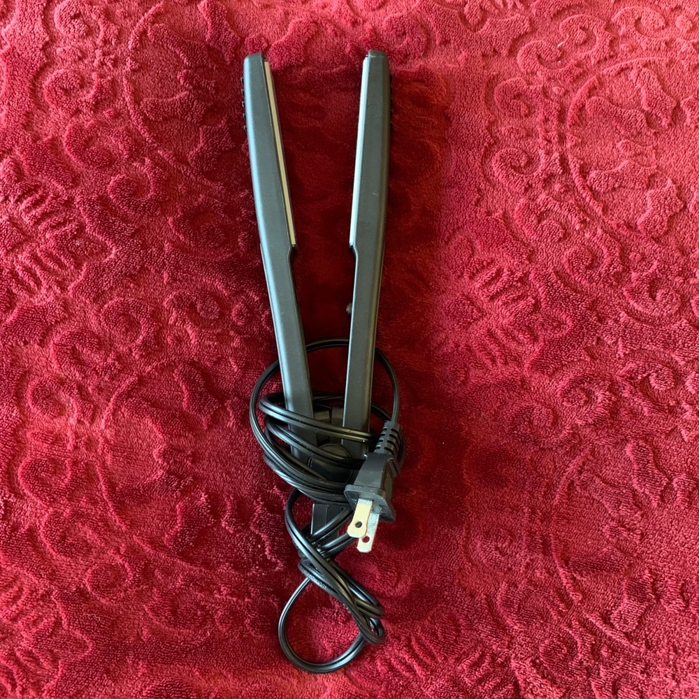 Revlon Flat Iron